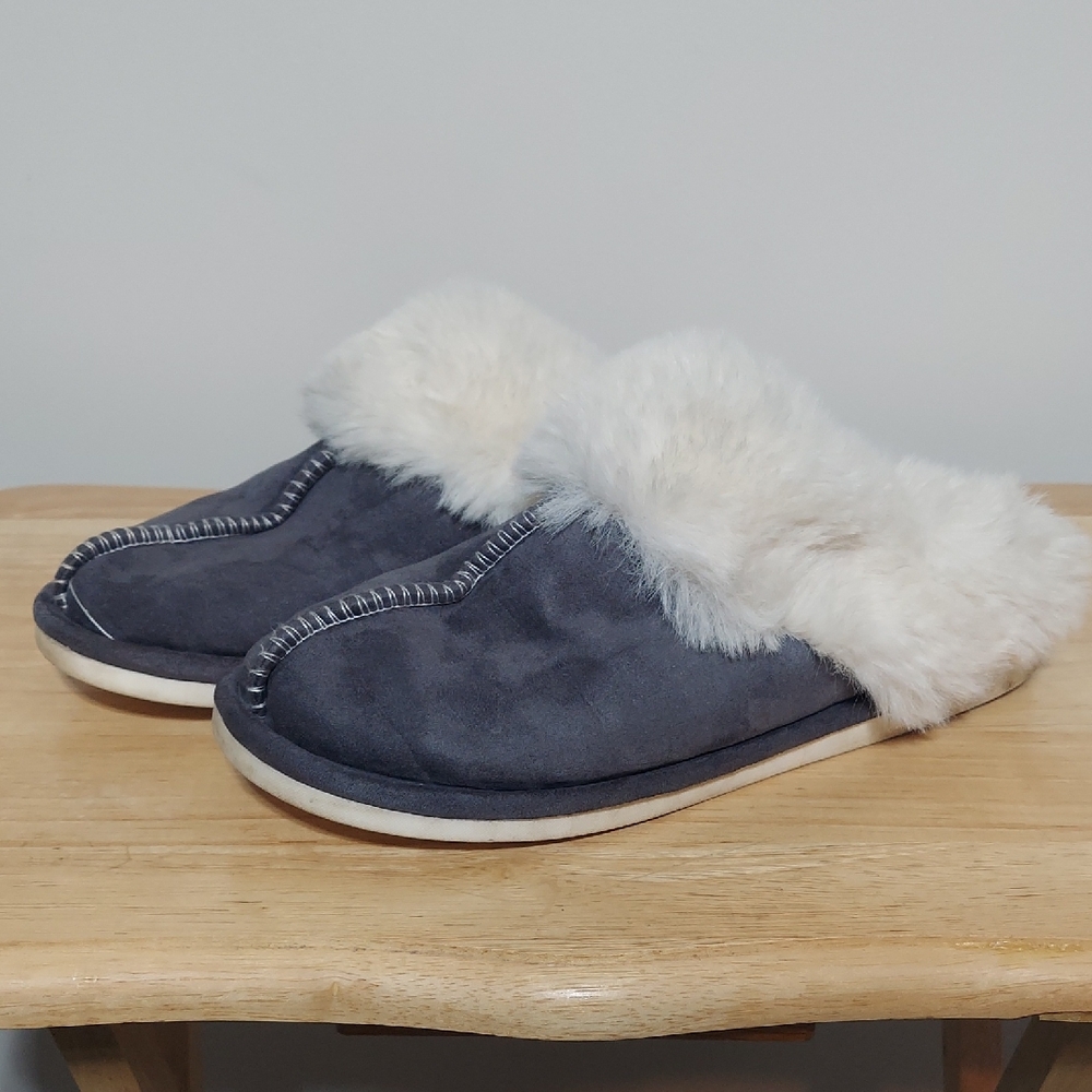 Astarin Gray Faux Fur Lined Memory Foam House Slippers Women's Size 9.5